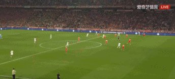 1776293805840088896.gif 人马20.gif